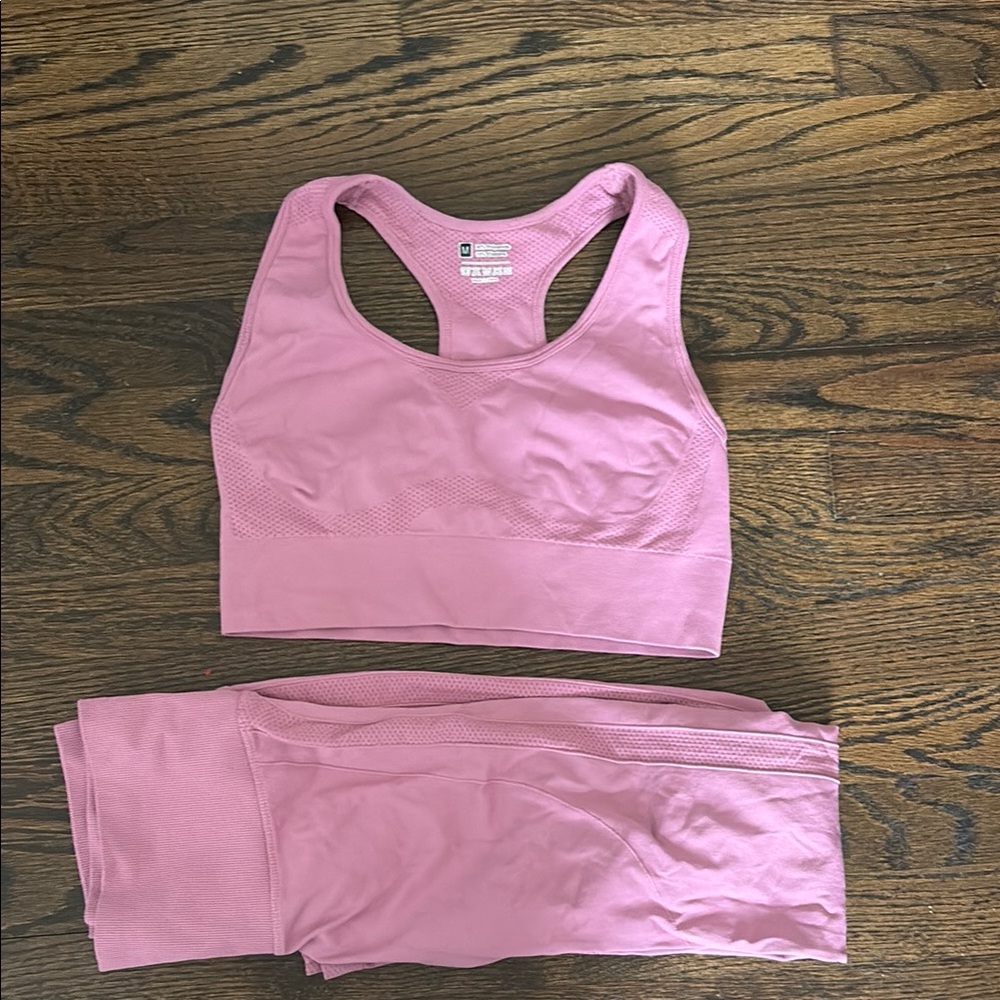 Women's Pink Sports Bra and Leggings Set